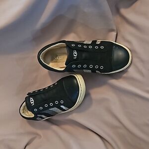 UGG Jemma Woven Suede Sneaker Shoes - Size 8